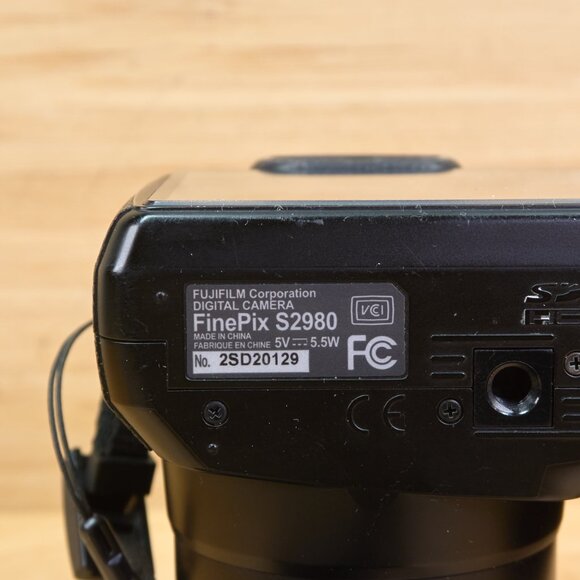 Fujifilm FinePix S2980 14MP 18x Optical Zoom Digital Bridge Camera – Tested - Picture 6 of 6